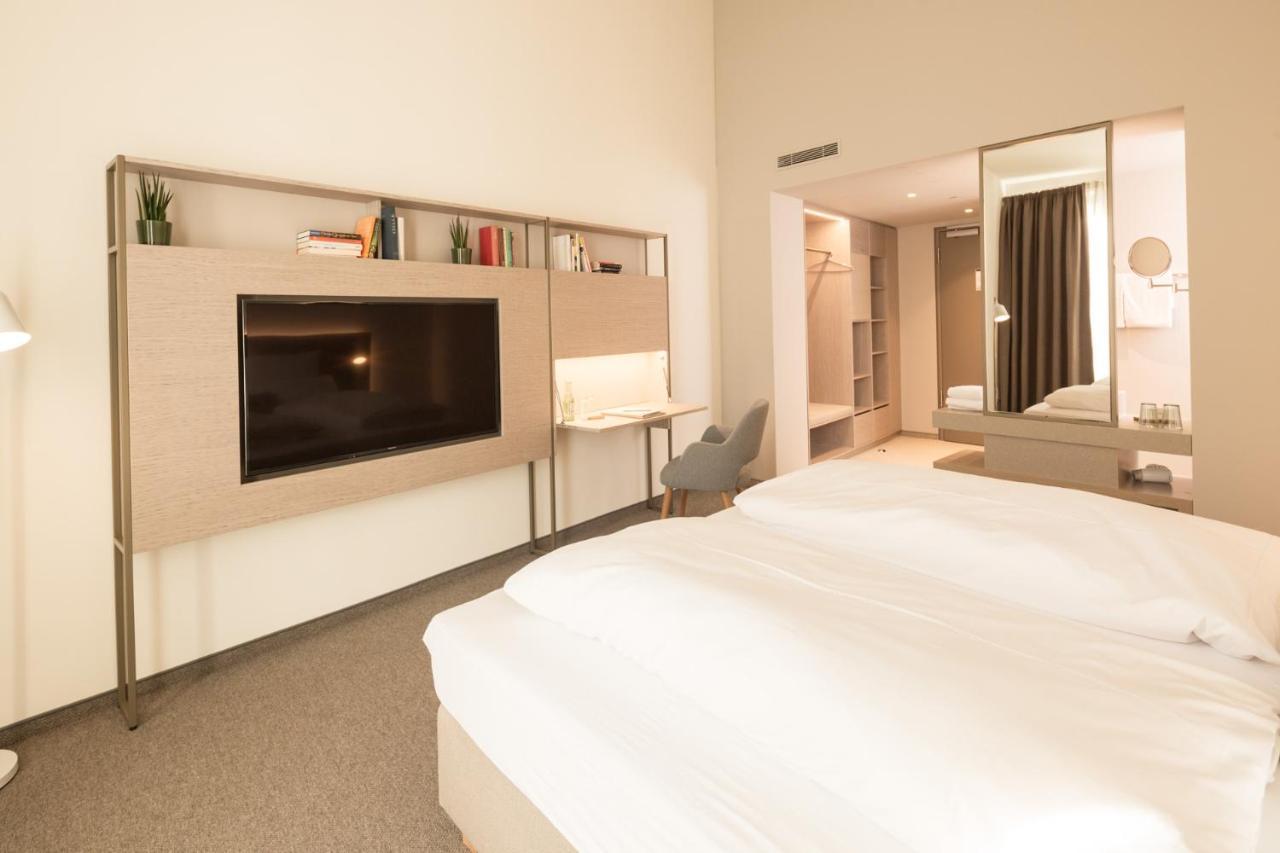 Das Acker Hotel Нойбург-ан-дер-Донау Экстерьер фото