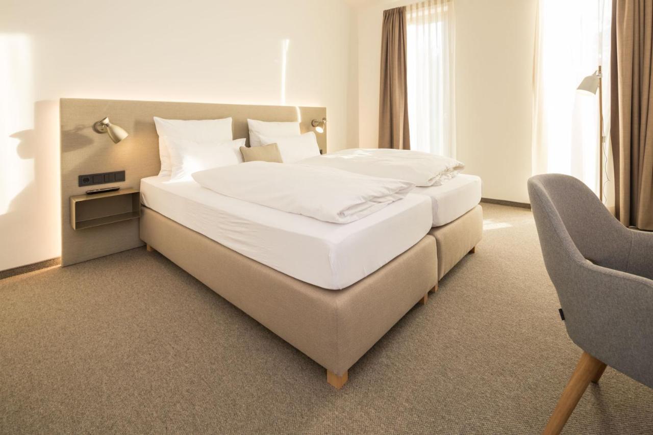 Das Acker Hotel Нойбург-ан-дер-Донау Экстерьер фото