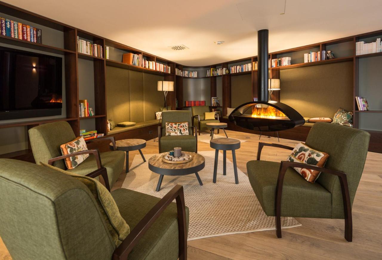 Das Acker Hotel Нойбург-ан-дер-Донау Экстерьер фото